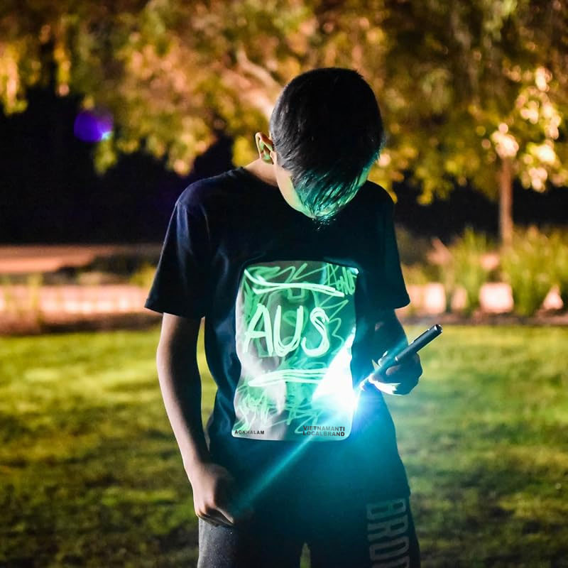 ✨ Glow-in-the-Dark Skisseblokk T-skjorte