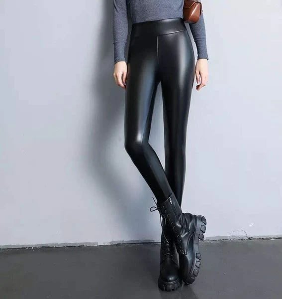 👖 Faux-skinn leggings med fleecefôr